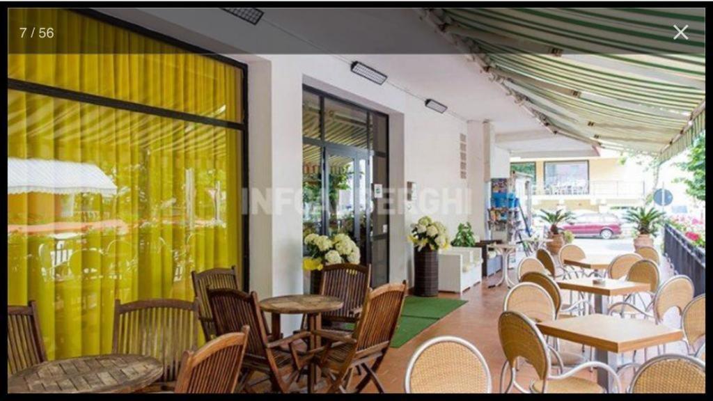 Hotel Piccari Nuova Gestione Римини Екстериор снимка