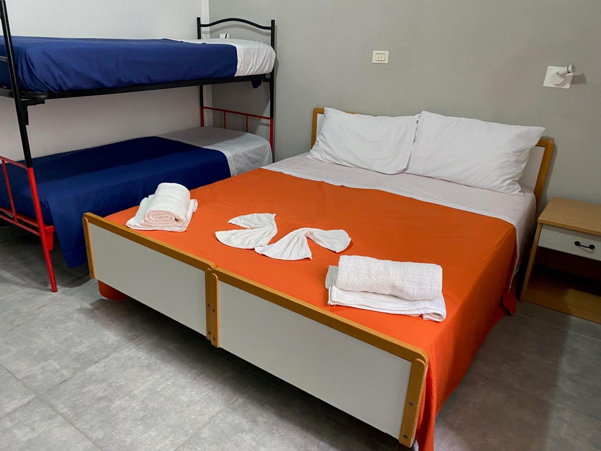 Hotel Piccari Nuova Gestione Римини Екстериор снимка
