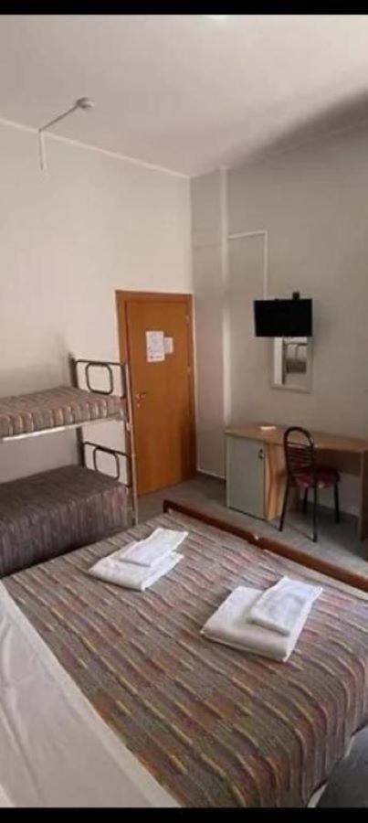 Hotel Piccari Nuova Gestione Римини Екстериор снимка